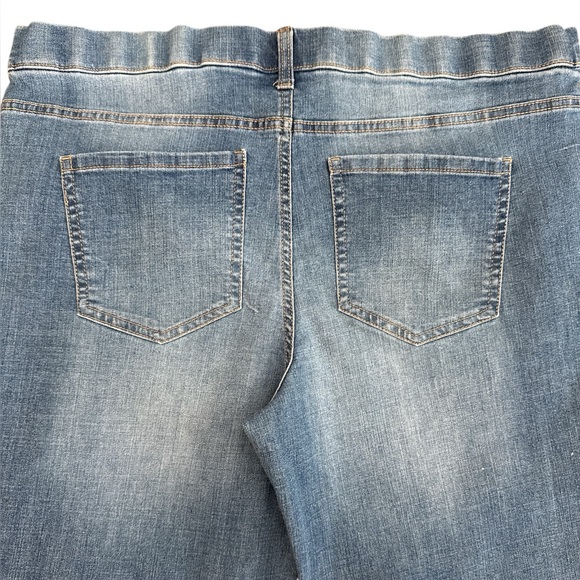 Time and Tru Jeans, Size XL 16-18 - Picture 5 of 6